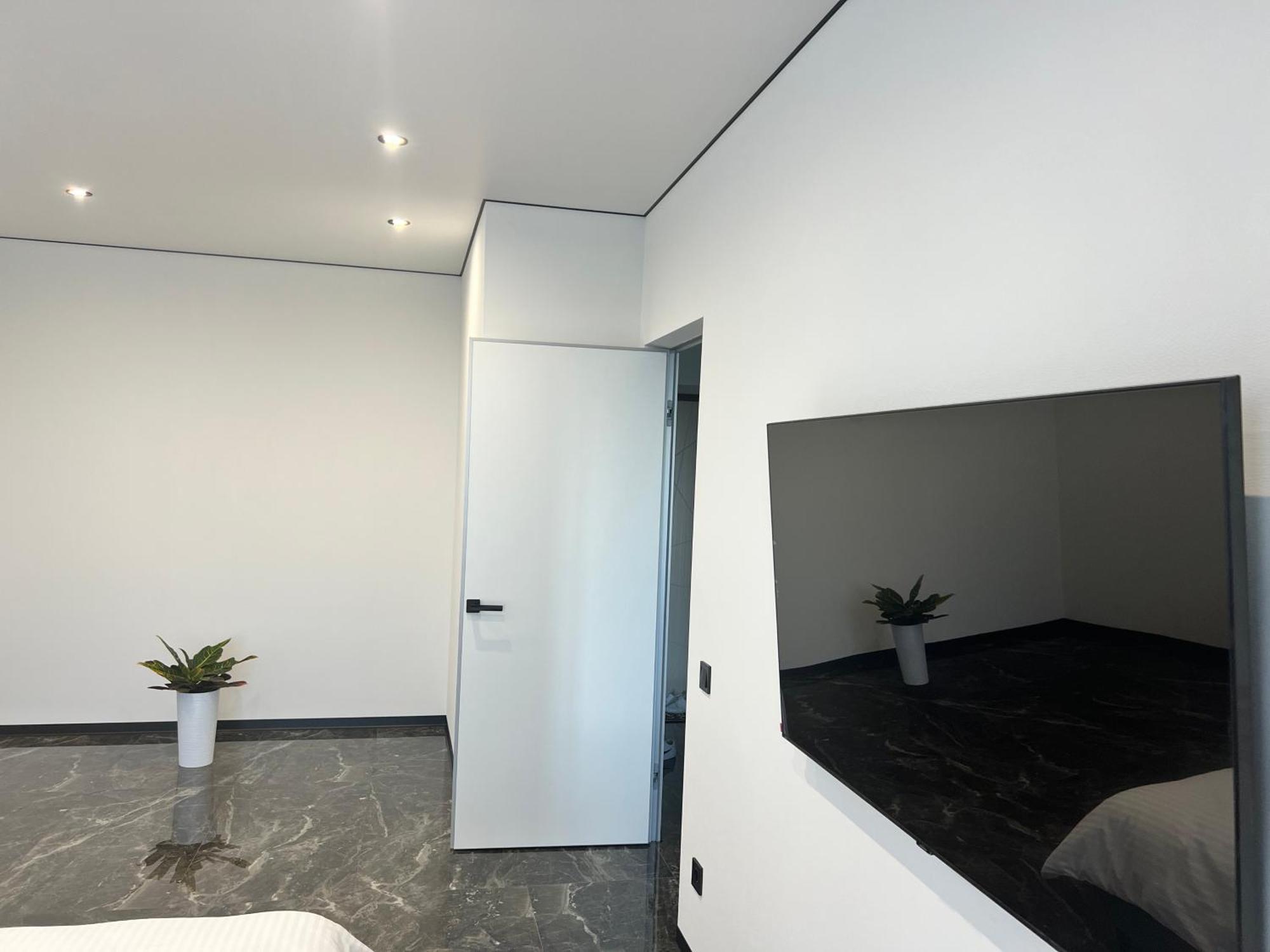Люкс Апартаменти В Жкарена Та Жк Great House รีฟเน ภายนอก รูปภาพ