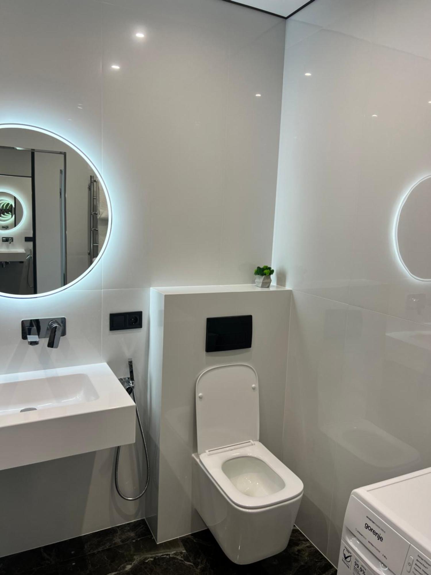 Люкс Апартаменти В Жкарена Та Жк Great House รีฟเน ภายนอก รูปภาพ